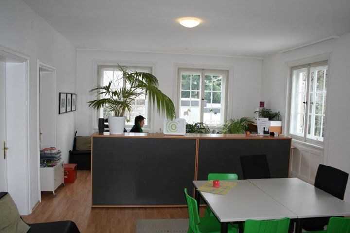 Coworking Space: Coworking Lab
