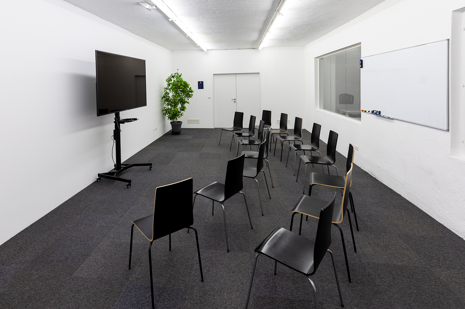 Coworking Spaces - Österreich - Seminarraum - Spacelend CoWorking