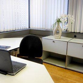 Coworking Space: CoWorking Einzelbüro - Atrium Coworking 