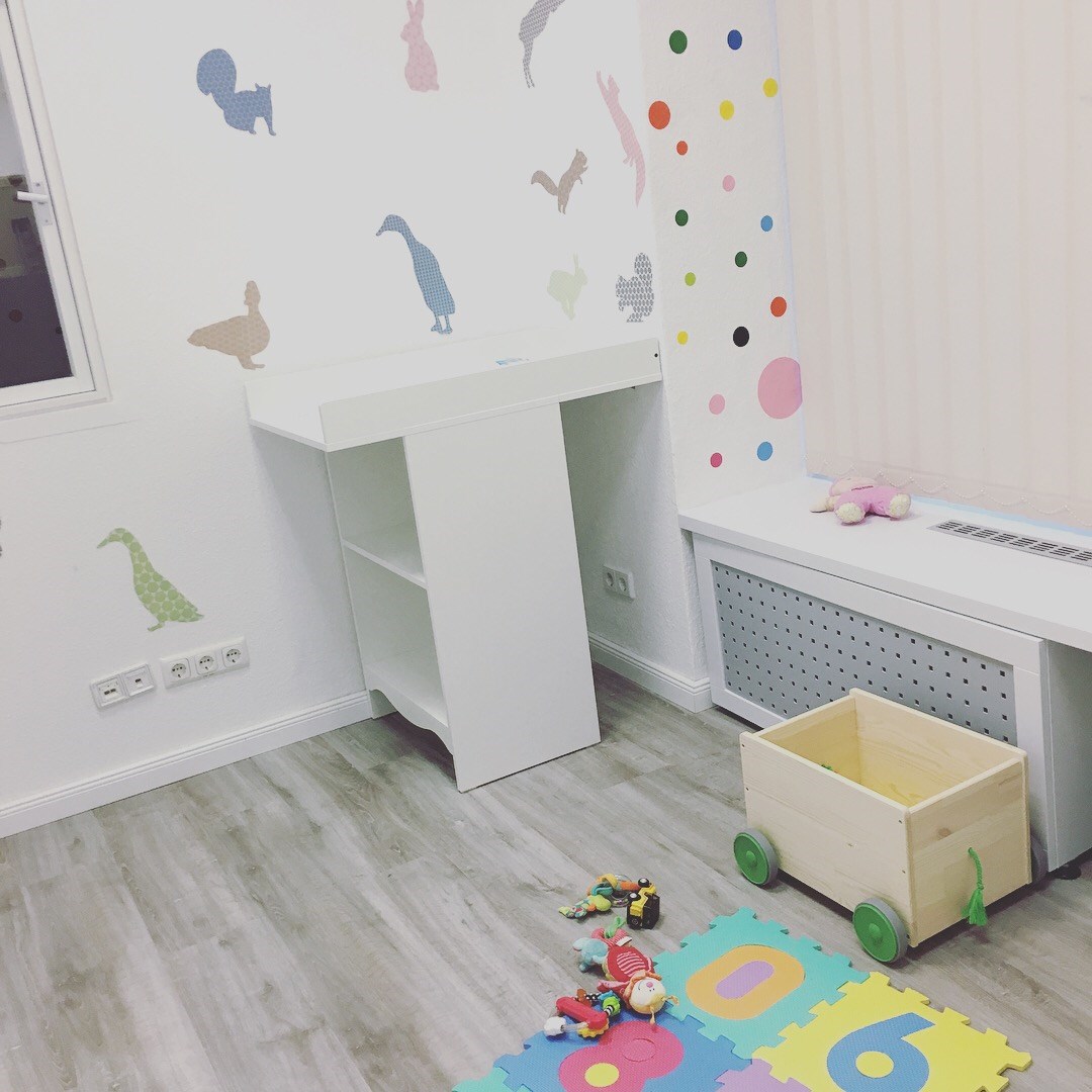 Coworking Space: Wickeltisch & Spielzeug - Kinder sind bei uns sehr willkommen! - Wonder Coworking