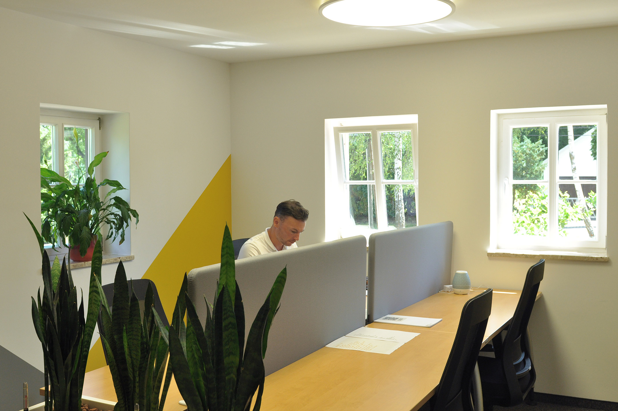 Coworking Space: RAUM  - "NETZWERKEN" (Ansicht 4) - Coworking und Tagungen im Huthaus Freiberg: Flexible Arbeitsräume für Start-ups, Kreative, Unternehmen, Bildung & Wirtschaft