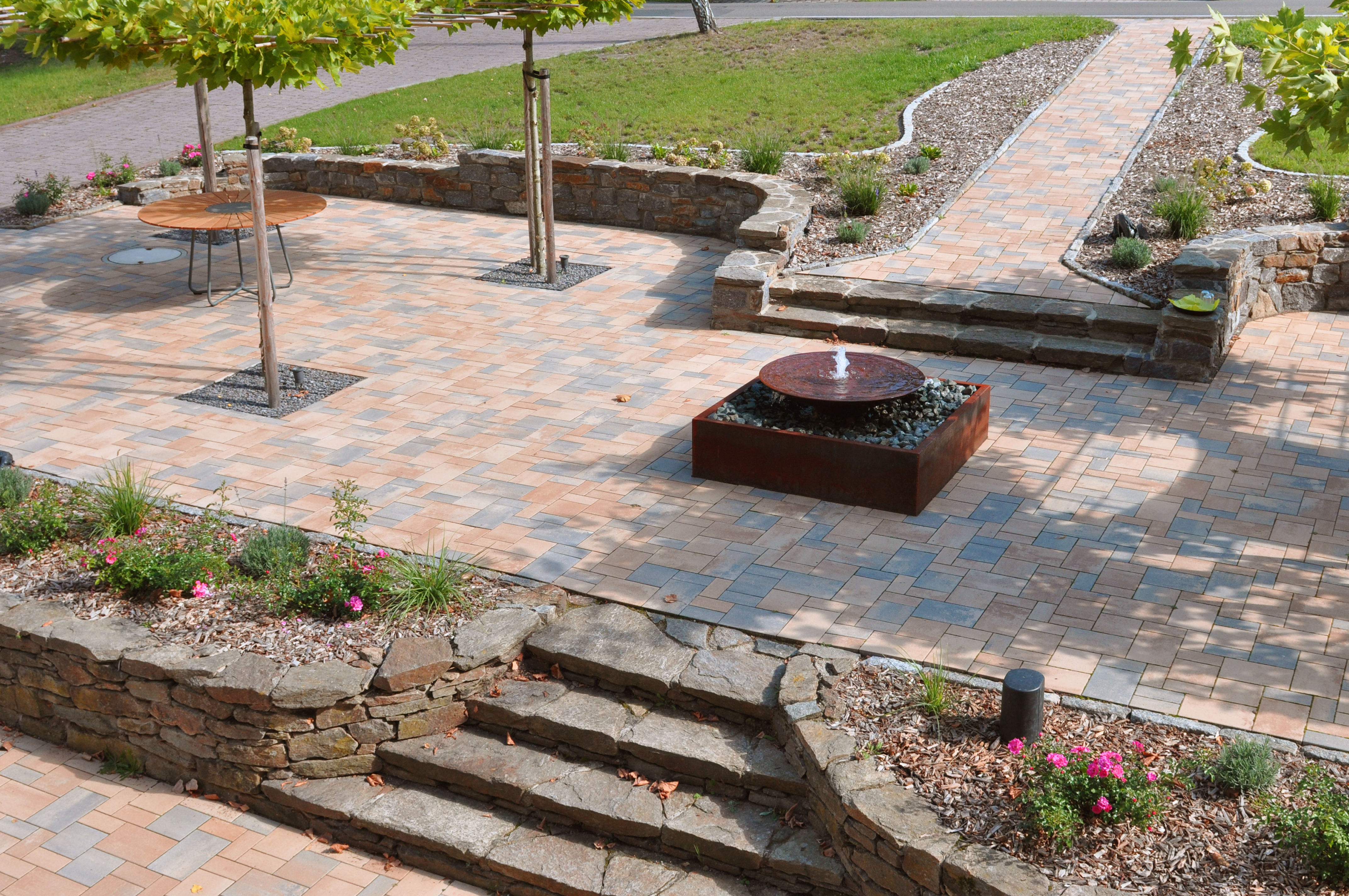 Coworking Space: Coworking und Tagungen im Huthaus Freiberg: Flexible Arbeitsräume für Start-ups, Kreative, Unternehmen, Bildung & Wirtschaft