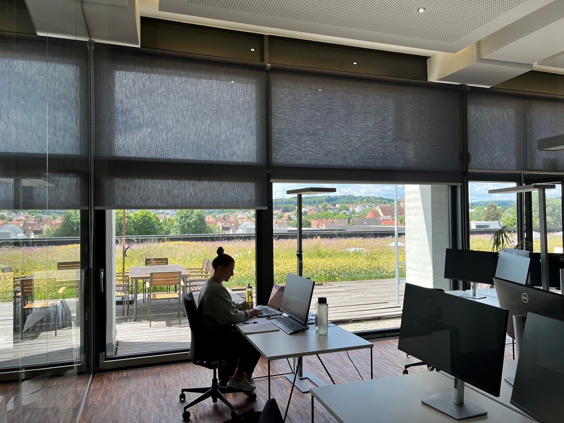 Coworking Space: Moderner CoWorking Space über den Dächern von Ulm