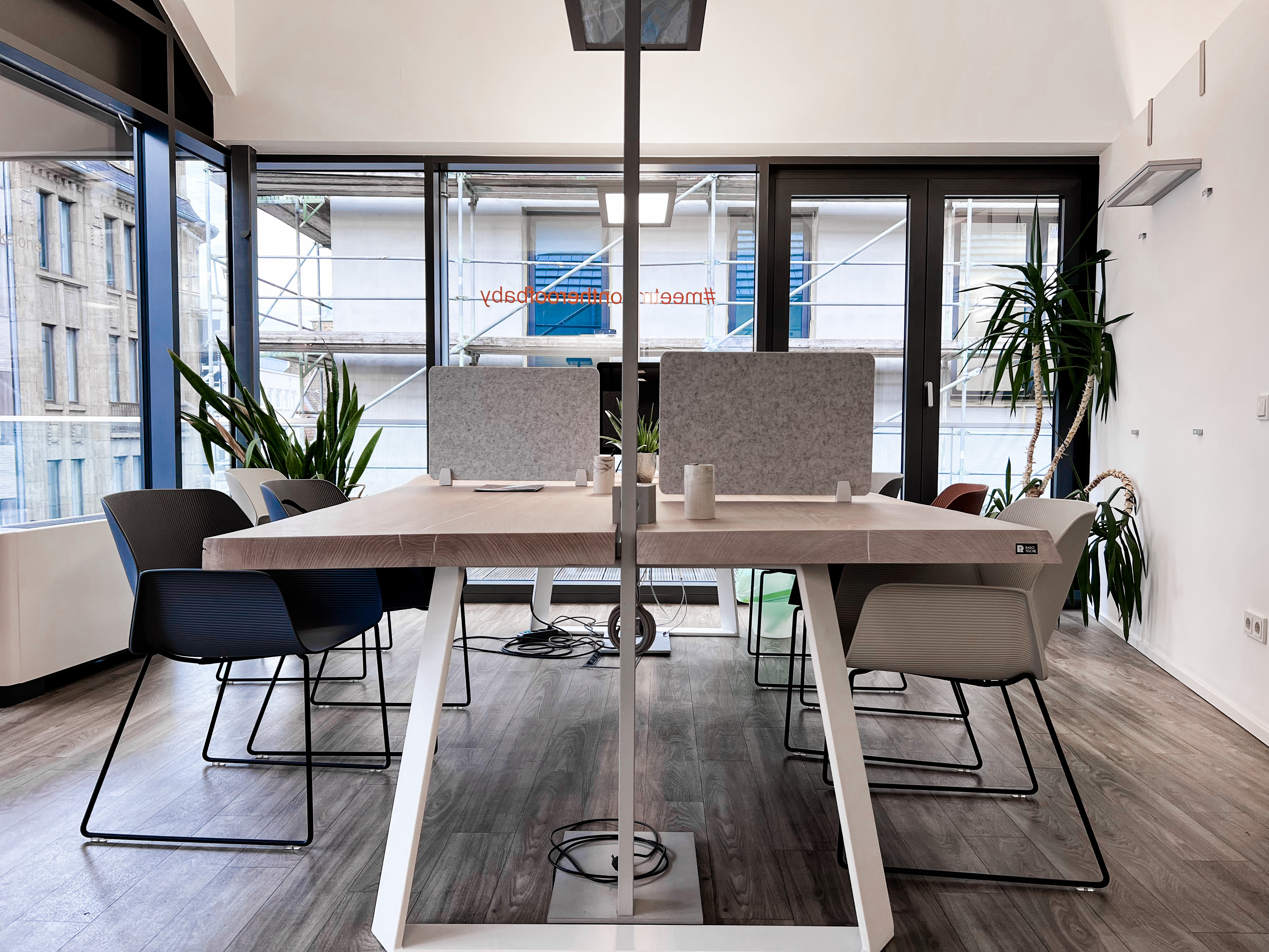 Coworking Space: ROOFLAB7