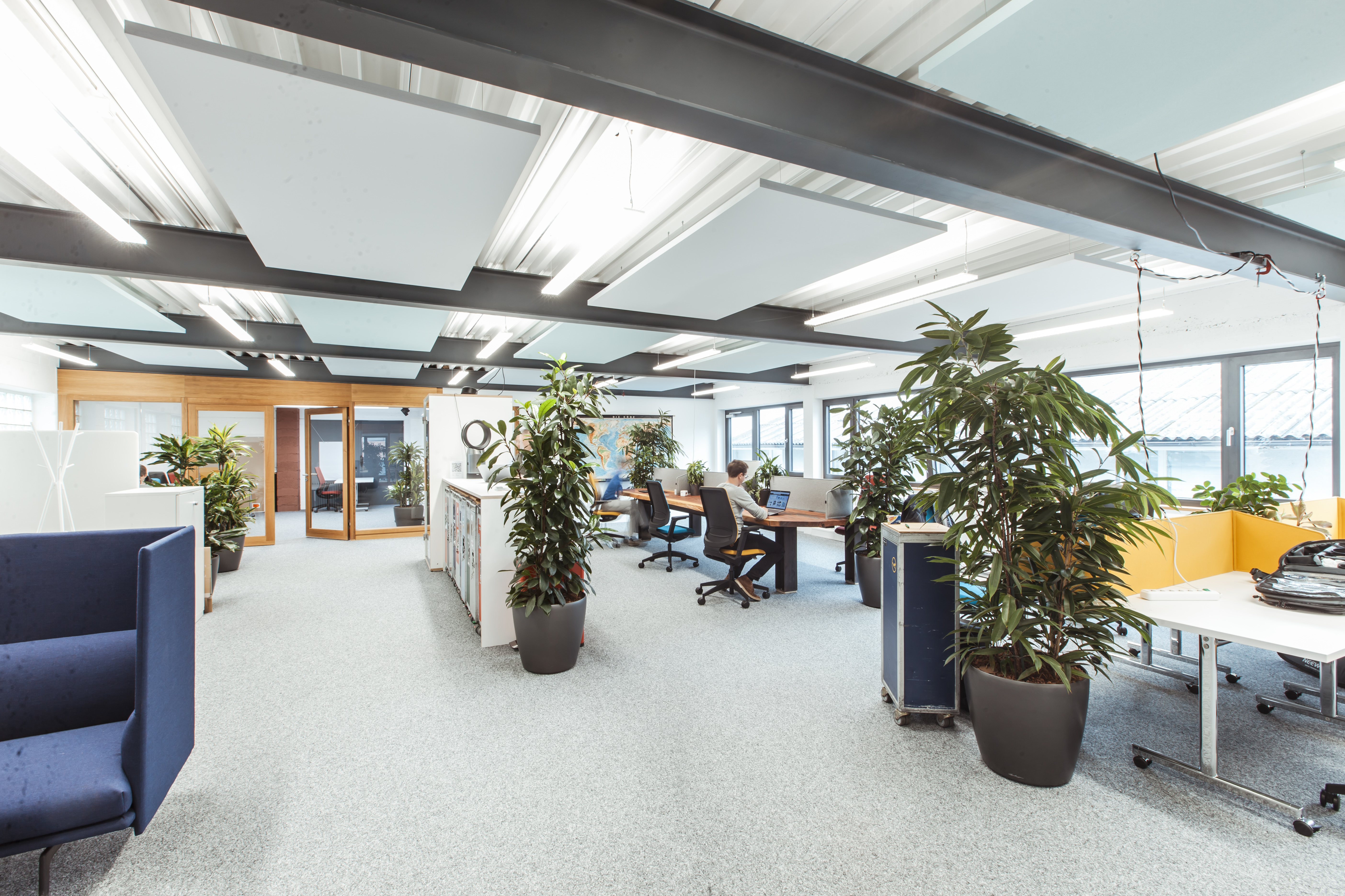 Coworking spaces - Baden-Württemberg - Open Space mit Blick zu den beiden Meetingräumen - Startblock GmbH