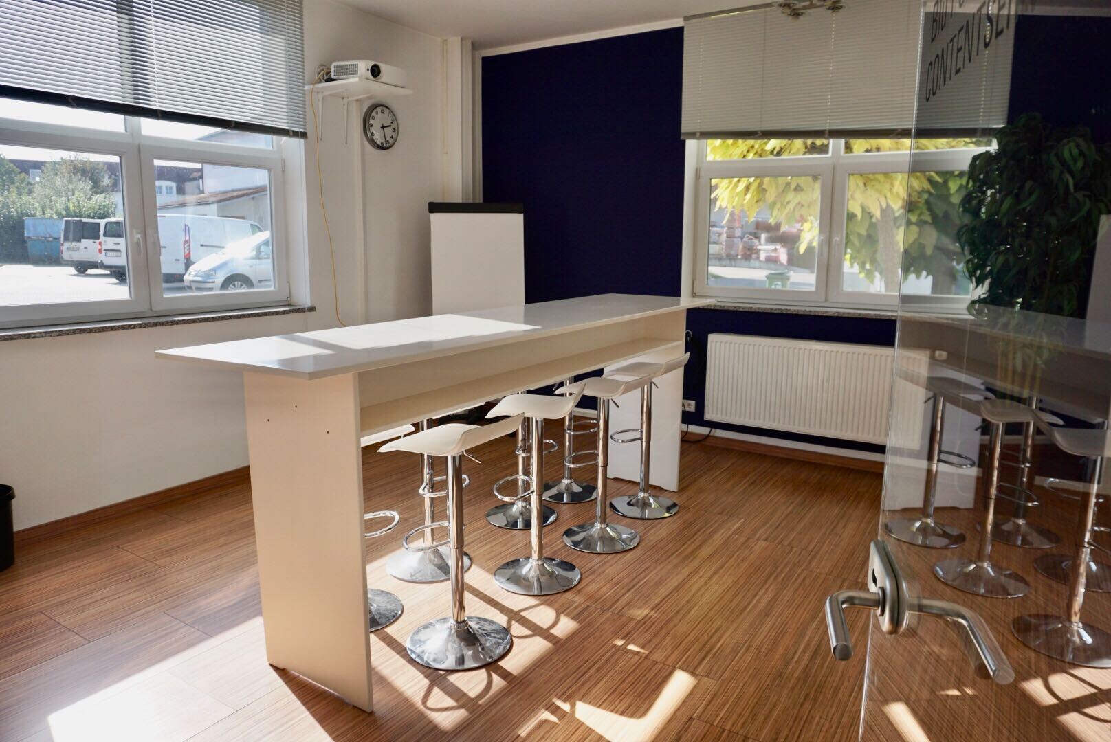 Coworking Space: Hops Beach