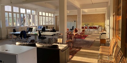 Coworking Spaces - feste Arbeitsplätze vorhanden - Aargau - Bürolandschaft - Gloria Coworking Lenzburg