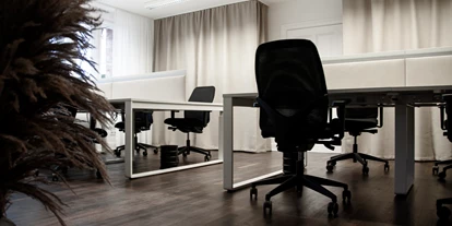 Coworking Spaces - Berlin-Stadt Charlottenburg - Büroraum/8er Platz - Offices Villa Westend