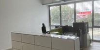 Coworking Spaces - Typ: Bürogemeinschaft - Design-Büro mit Stil: Hochwertige Möbel von USM, Vitra und Hermann Miller
