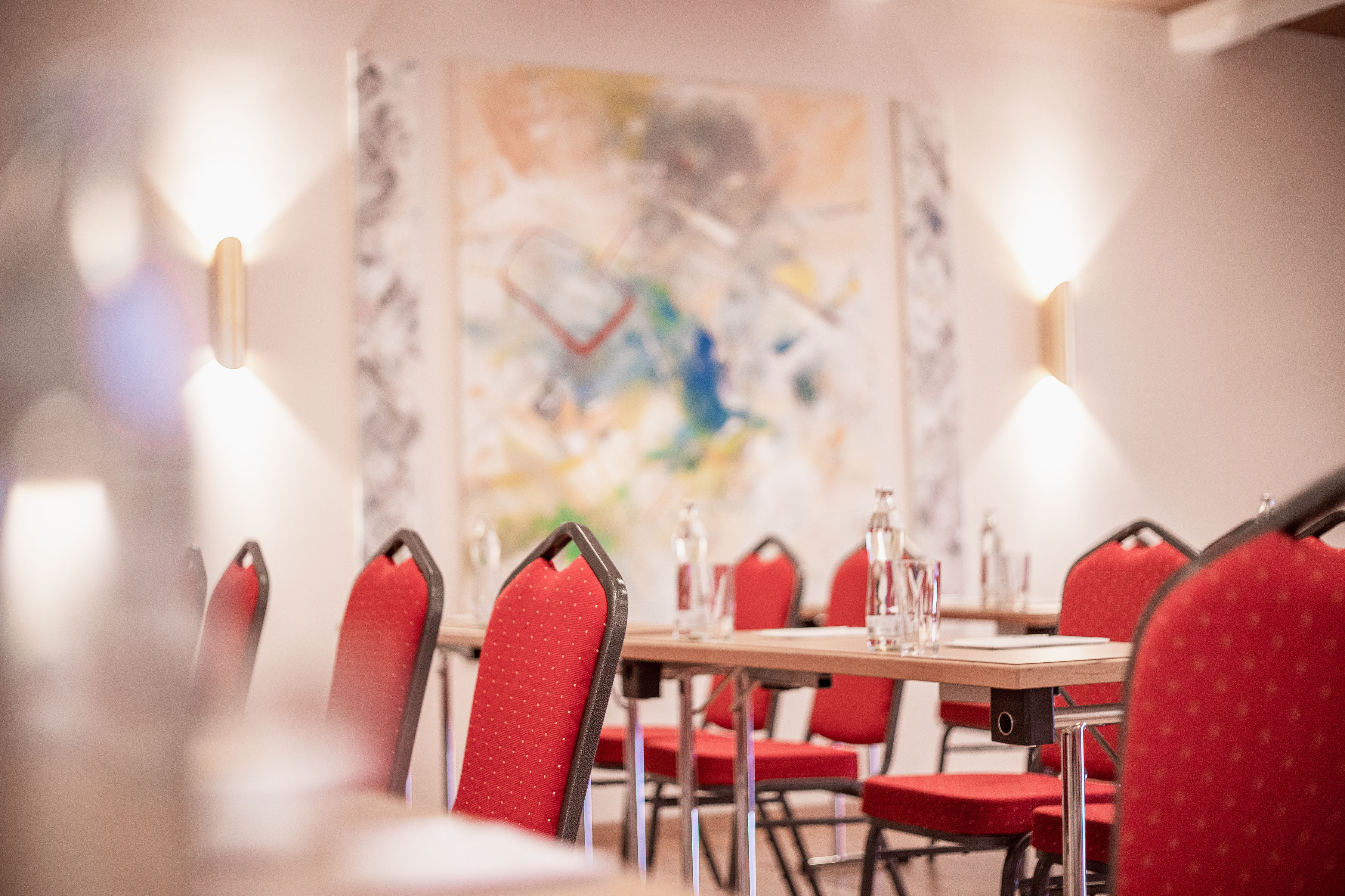 Coworking Space: Unser Konferenzsaal für bis zu 80 Personen - Coworking im Österreichischen Hof ****