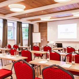 Coworking Space: Unser Konferenzsaal für bis zu 80 Personen - Coworking im Österreichischen Hof ****