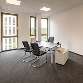 Coworking Space: Büro 1 - Büroräume und Coworking-Arbeitsplätze beim größten Anbieter in Monheim