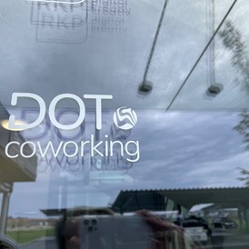 Coworking Space: DOT.coworking