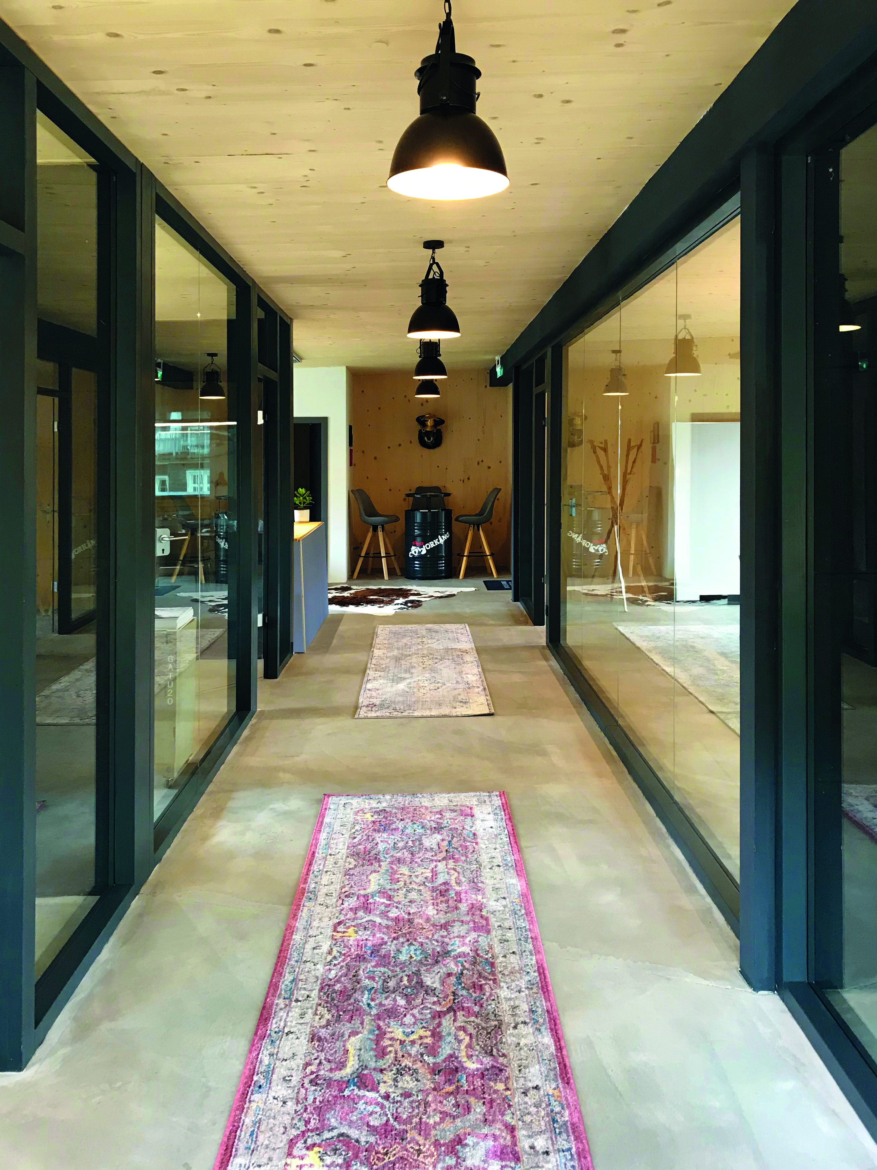 Coworking Spaces - Deutschland - Flur - Office&Friends