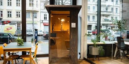 Coworking Spaces - Brandenburg Süd - Eine unserer 7 Silent Kabinen für Telefonate, Online Meetings & Stilles Arbeiten - MOA Work