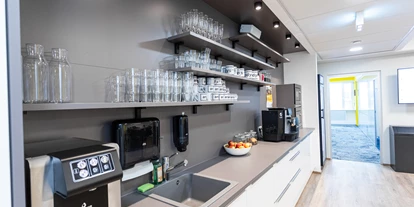 Coworking Spaces - Zugang 24/7 - Österreich - Küche - andys.cc Aspernbrückengasse