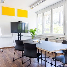 Coworking Space: Meetingroom - andys.cc Anton-Baumgartner-Strasse