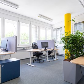 Coworking Space: Fix Desk Area - andys.cc Anton-Baumgartner-Strasse