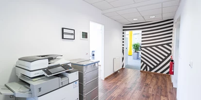Coworking Spaces - Wien - Gang - andys.cc Anton-Baumgartner-Strasse
