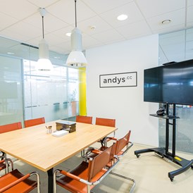 Coworking Space: Meeting Room - andys.cc Europaplatz