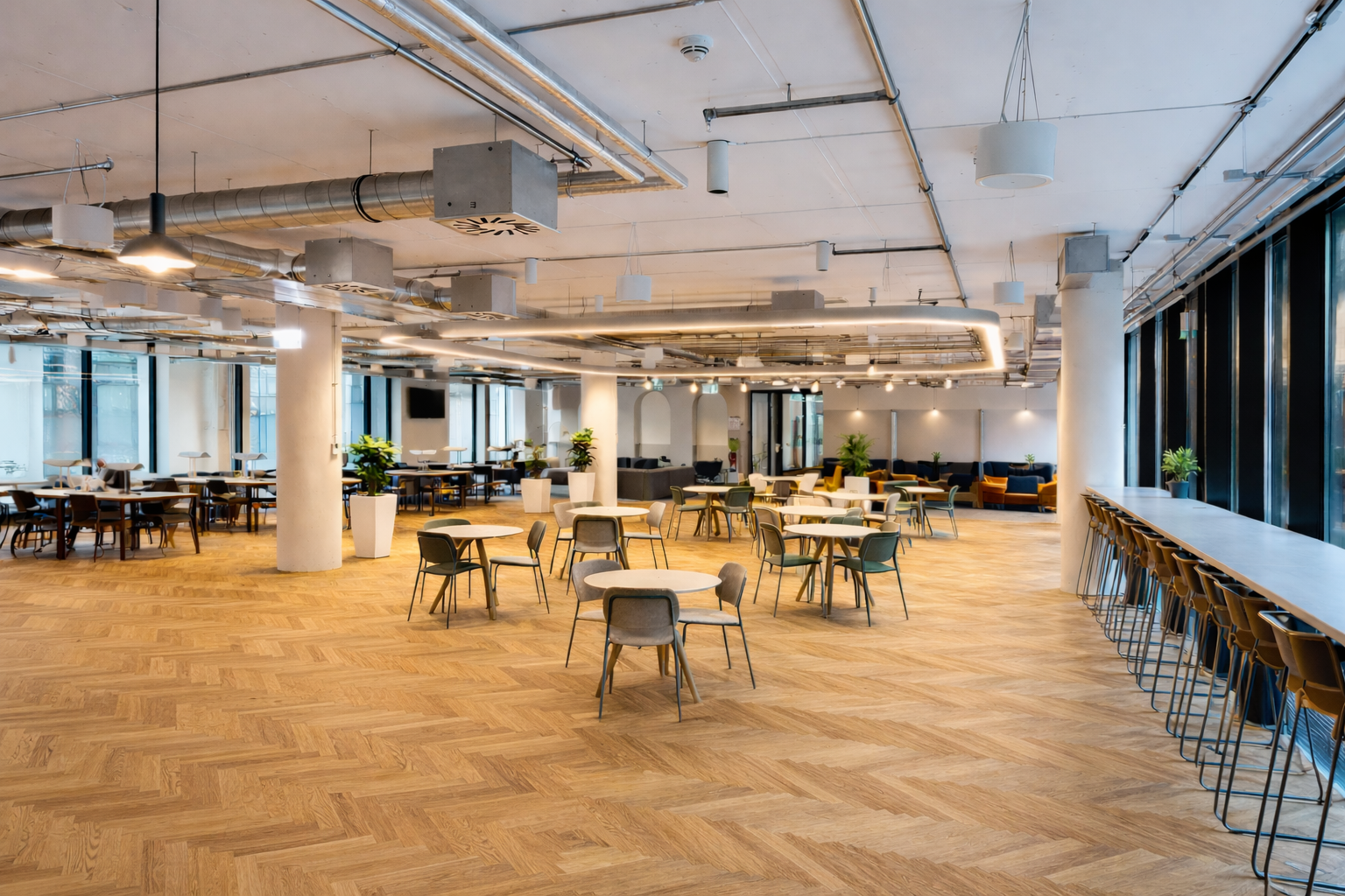 Coworking Spaces - Frankfurt am Main Innenstadt - community area - k1 BusinessClub Junghof