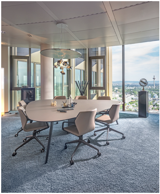 Coworking Spaces - Hessen - Meetingraum - K-1 BusinessClub Tower 185