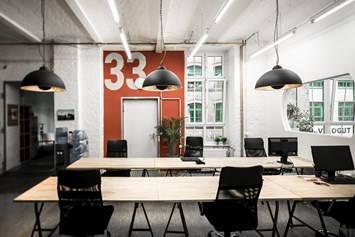 Coworking Space: flex desks - skalitzer33 rent-a-desk 