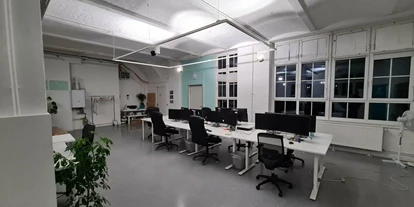 Coworking Spaces - Brandenburg Süd - 3. OG - #office #teams #space #startup #bigroom - skalitzer33 rent-a-desk