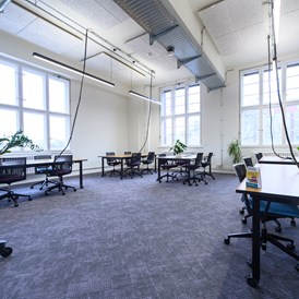 Coworking Space: Large size studio for up to 24 members - The Drivery GmbH
