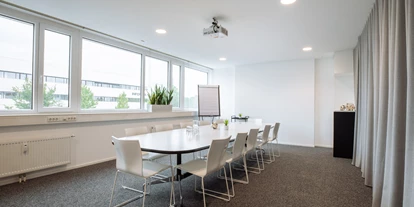 Coworking Spaces - Zugang 24/7 - Österreich - WORKSPACE Wels: Seminarraum für 14 Personen  - WORKSPACE Wels