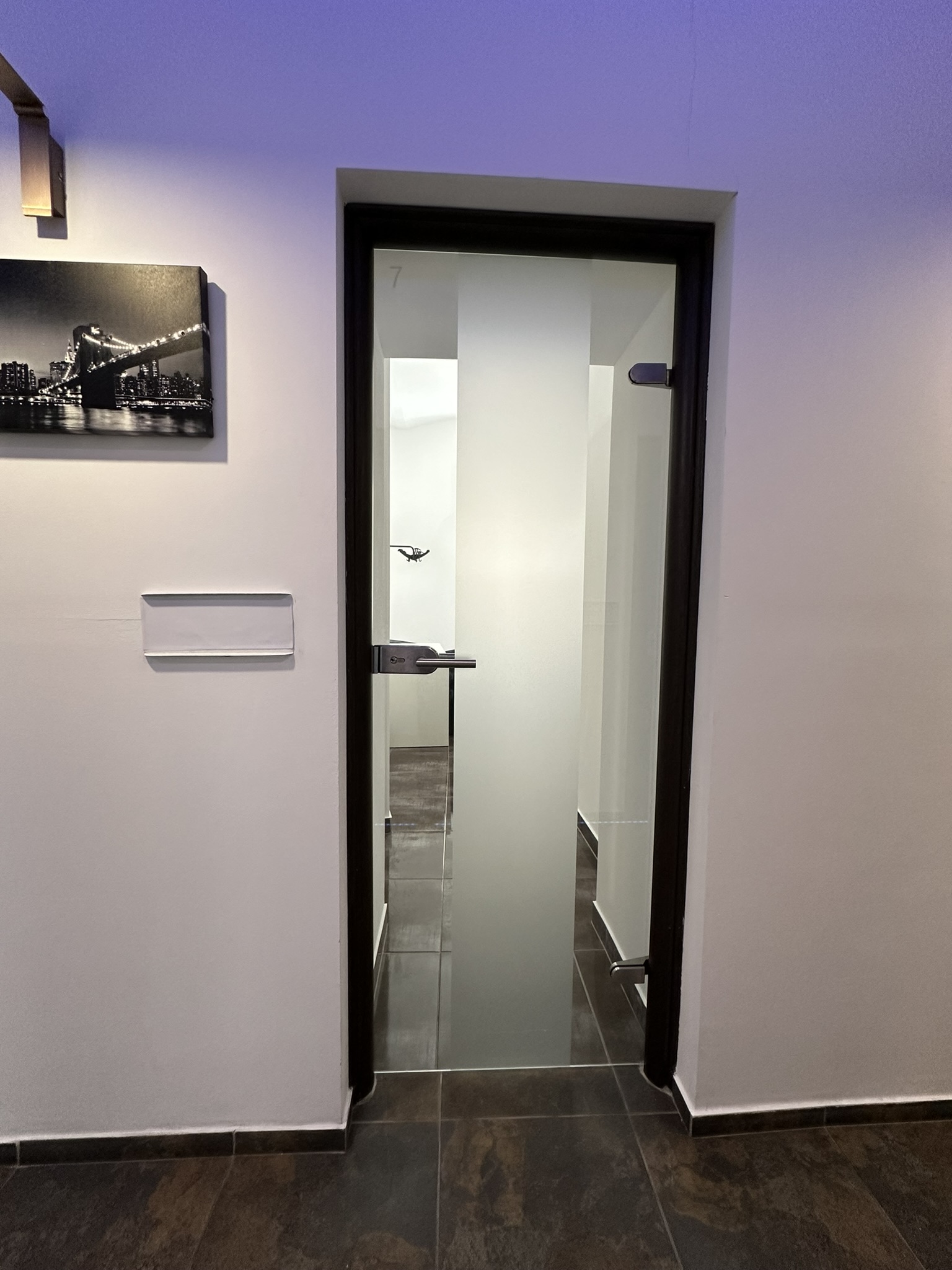 Coworking Space: Unsere Büros haben Türen aus Holz oder aus Glas - Ankerbrotfabrik Offices