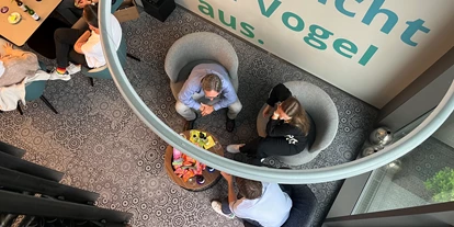 Coworking Spaces - Zugang 24/7 - Salzburg-Stadt (Salzburg) - Das WorkCafé als Ort gelebter Begegnung - bluebird.space