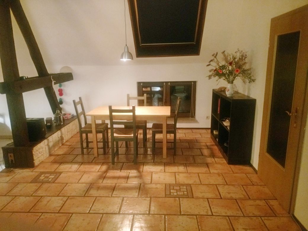 Coworking Spaces - Brandenburg - Ein Arbeitsplatz im Coworking space. - Ponderosa