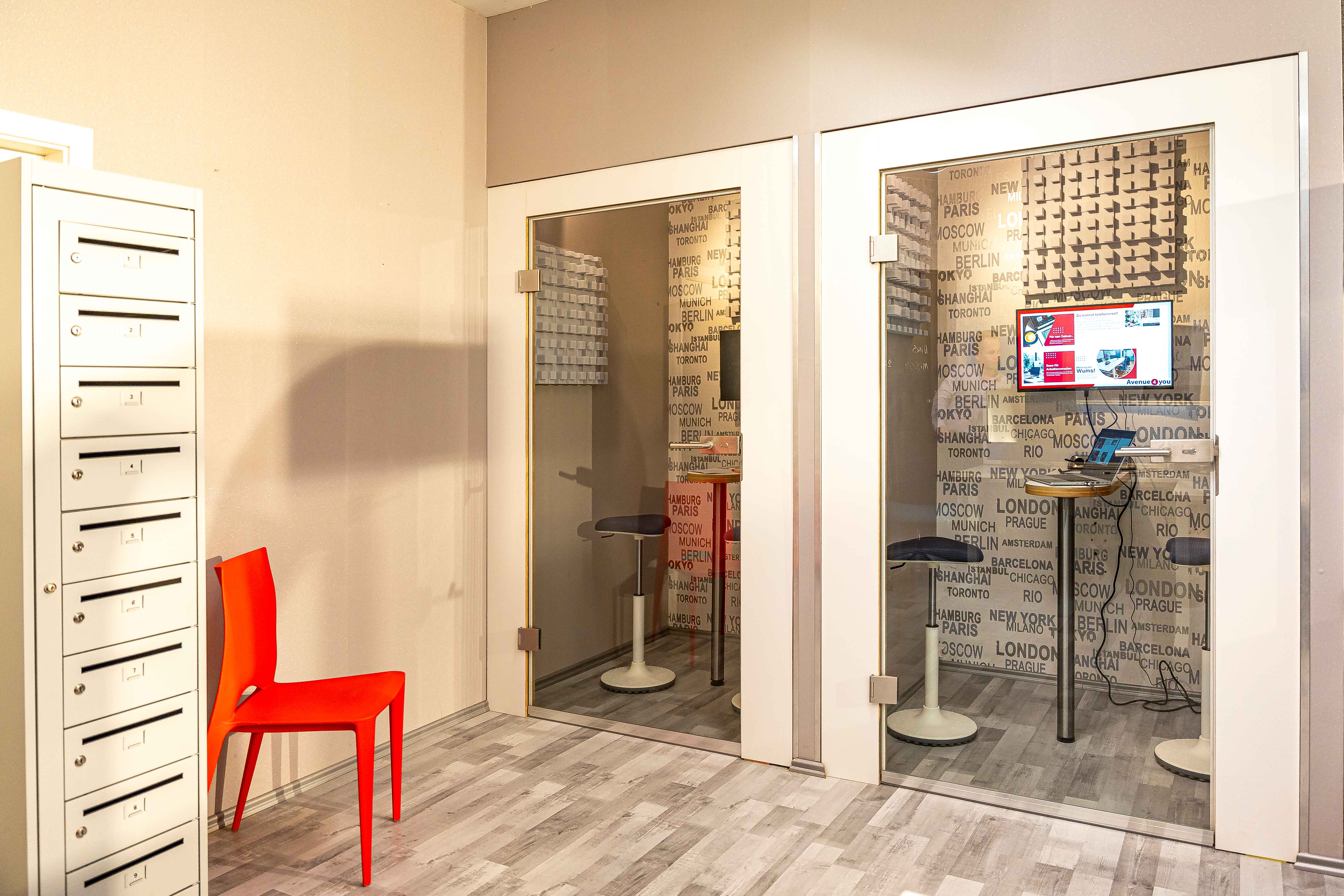 Coworking Space: Gesprächskabinen für bis zu 2 Personen - CoWorkingSpace Adenau am Nürburgring