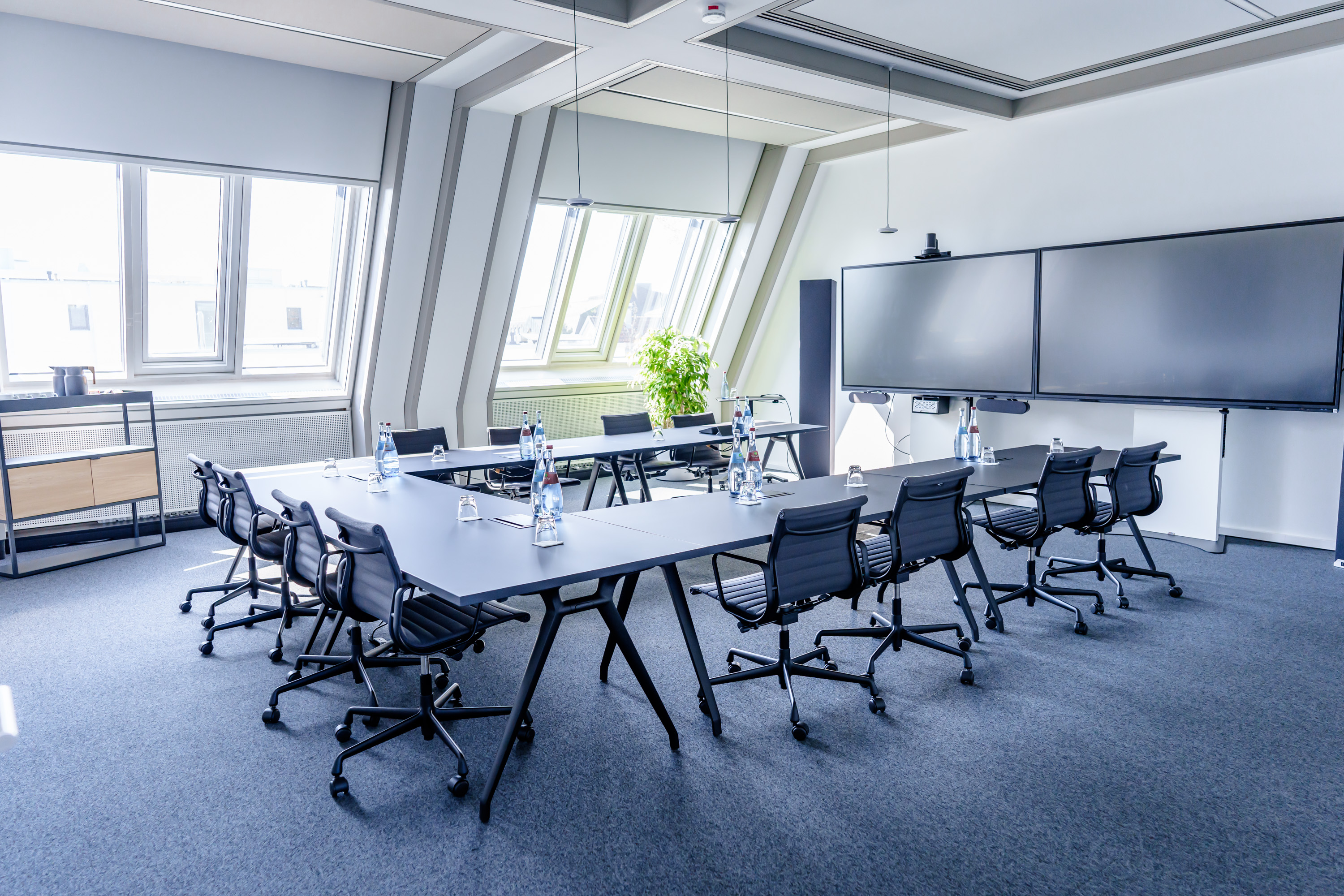 Coworking spaces - Baden-Württemberg - Konferenzraum - FRAMEWORX Coworking Space & Startup Hub