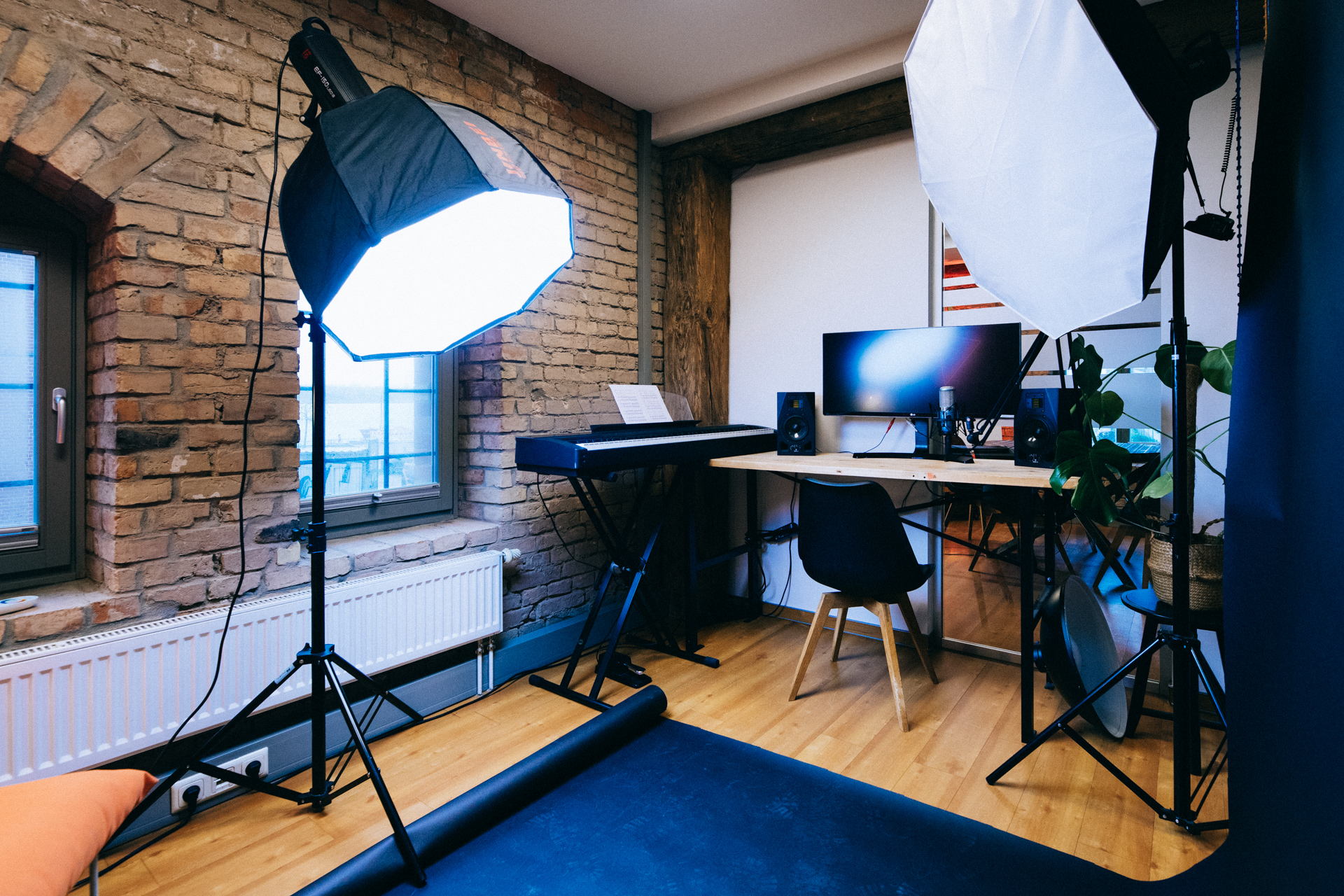 Coworking Space: Creative Space - funkhaus Co-Working Space