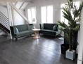 Coworking Space: Unsere Sofas im Lounge Bereich. Ultra bequem! - H4C Coworking