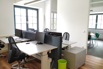Coworking Space: Flexible Schreibtische - Kraftwoerk Rosenheim