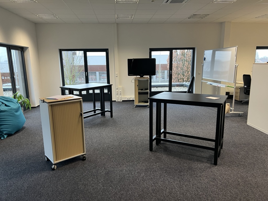 Coworking spaces - Germany - Co-Working Standup Area - Südpfalz Innovation Hub