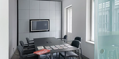 Coworking Spaces - Wien - Besprechungsraum - Helle Büroplätze in ruhigem Innenhof zur Miete