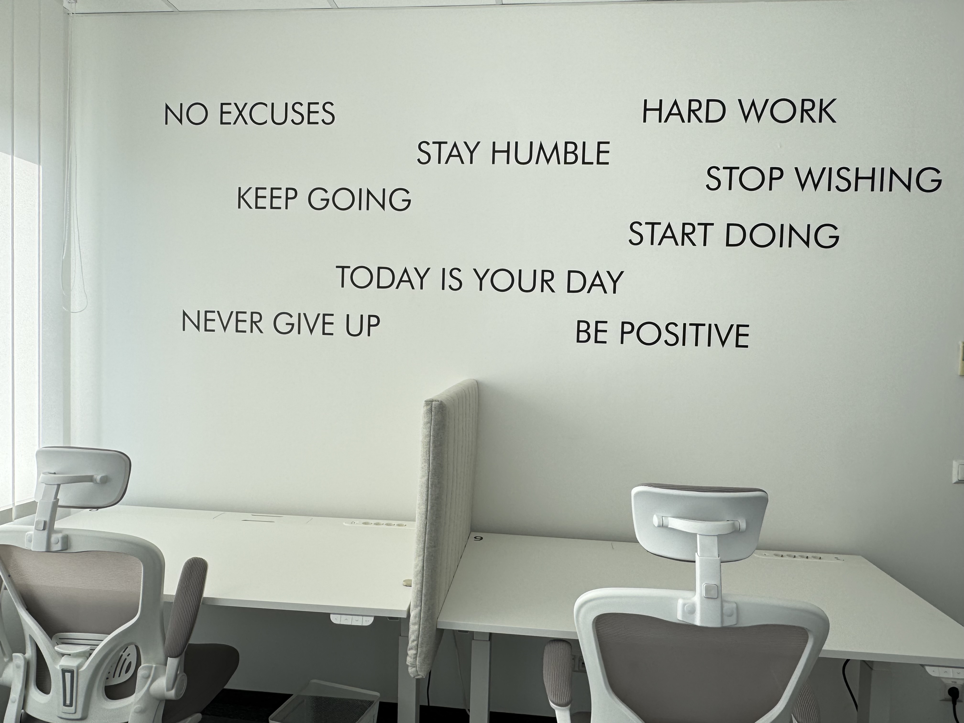 Coworking Spaces - feste Arbeitsplätze vorhanden - Ostbayern - Agoj Cowork Lounge