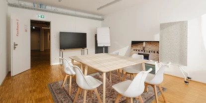 Coworking Spaces - Zugang 24/7 - Österreich - Unser FlexRaum 2 - ideal für kleine Teammeetings.  - Arbeitszimmer - der Coworkingspace in der HausWirtschaft