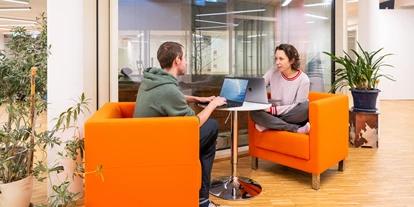 Coworking Spaces - Zugang 24/7 - Österreich - Viele informelle Möglichkeiten sich auszutauschen.  - Arbeitszimmer - der Coworkingspace in der HausWirtschaft