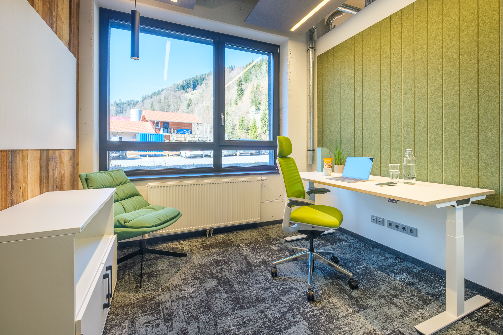 Coworking spaces - Bavaria - Einzelbüro im Coworking Space - Alpine Hub