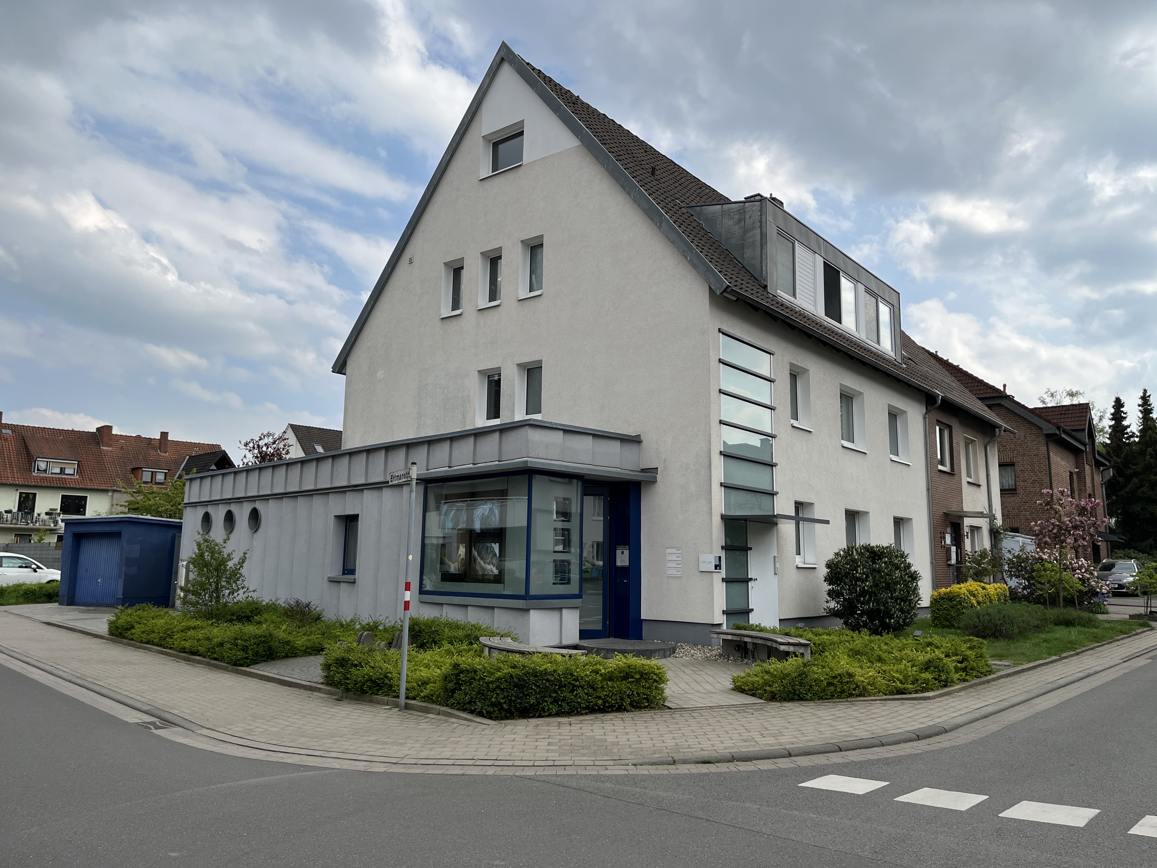 Coworking spaces - Schaufenster und Vorplatz - Design Treff