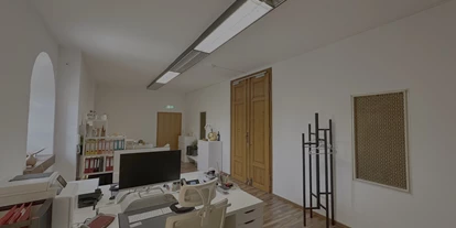 Coworking spaces - Typ: Shared Office - Bavaria - Space mit 2 Arbeitsplätzen und Besprechungsecke. Einrichtung kann derzeit variieren. - Logenhaus Fürth