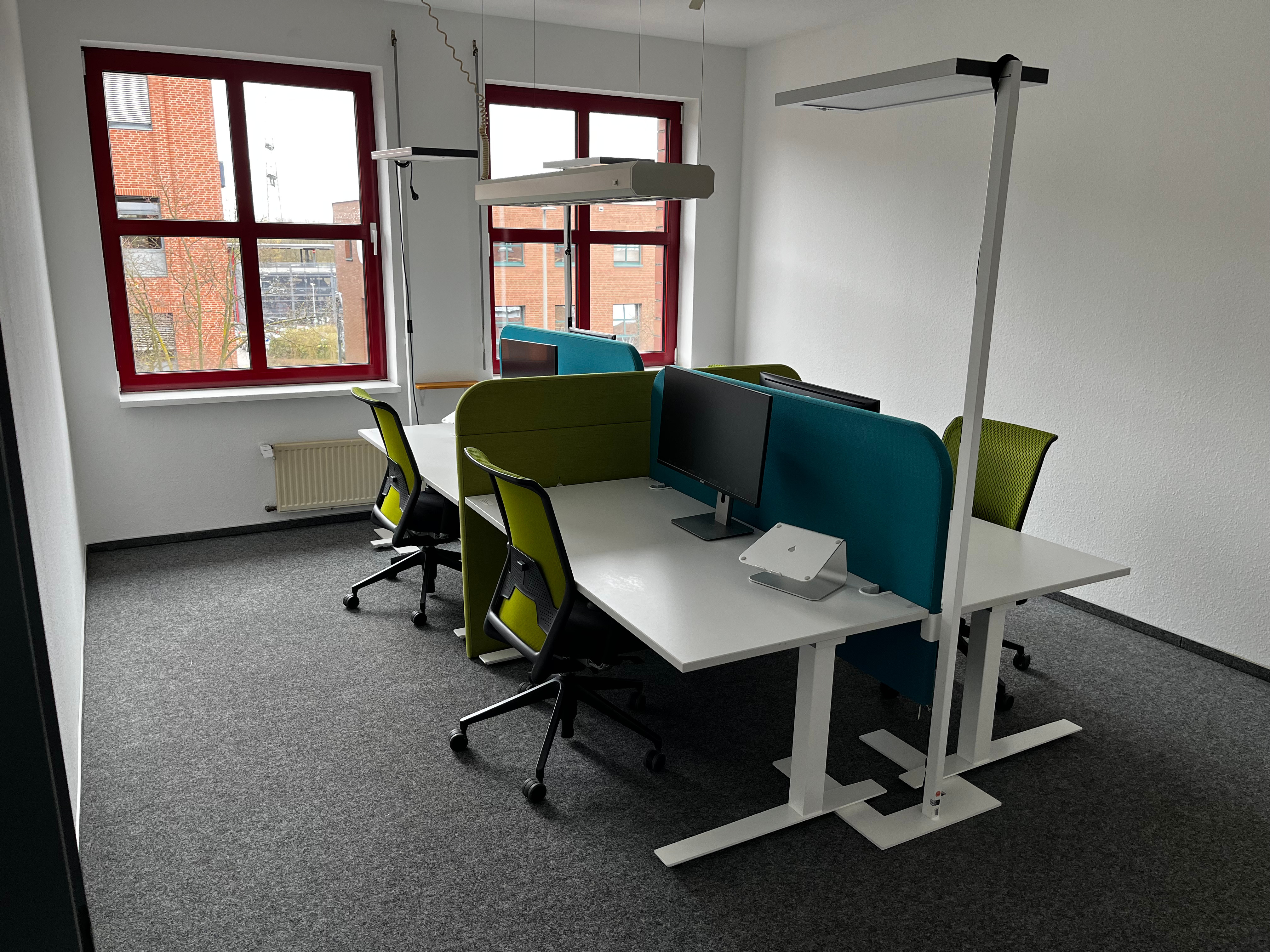 Coworking spaces - Germany - Raum mit vier Plätzen - Deck 14