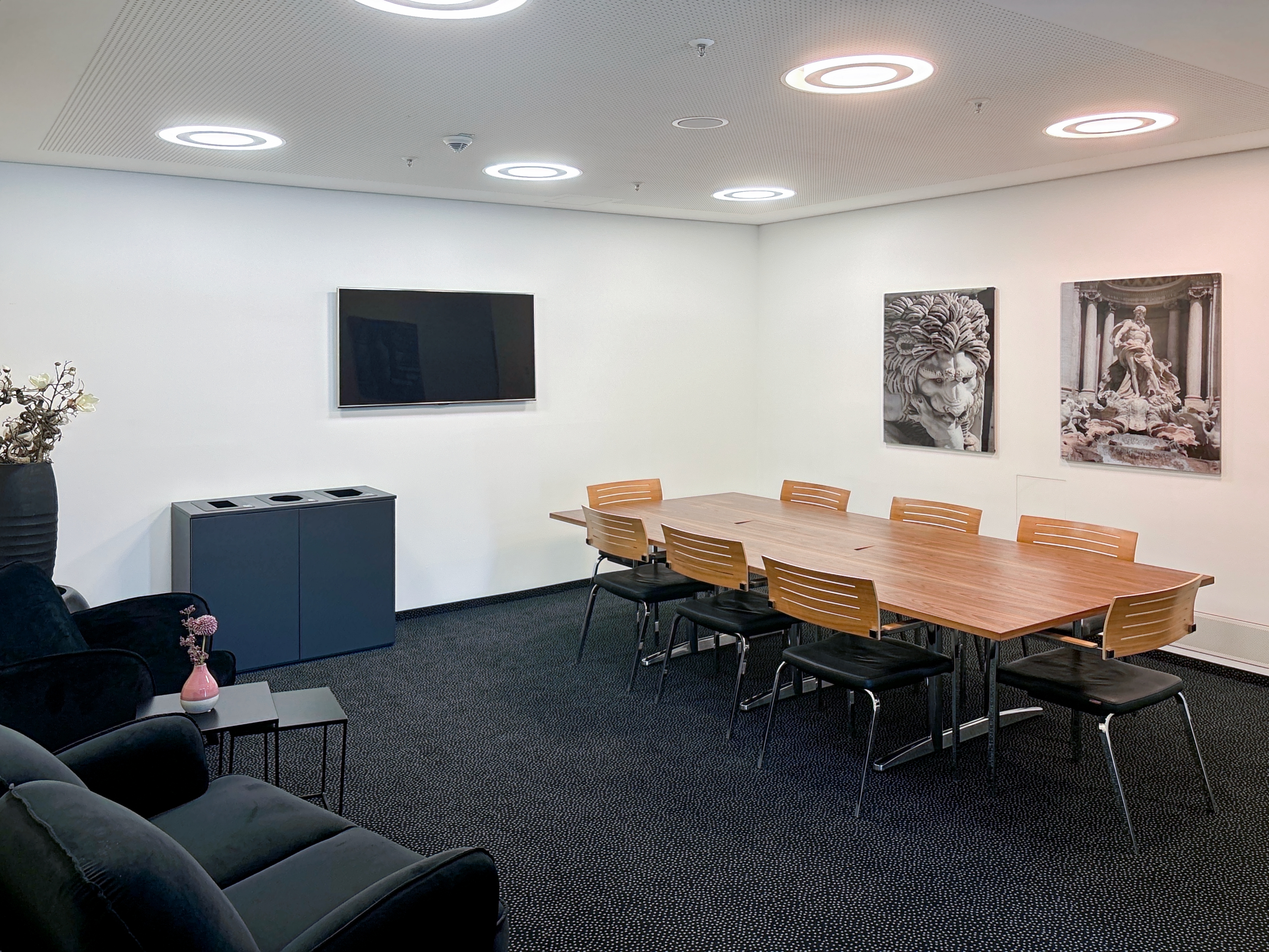 Coworking Space: All-inclusive-Zugang zu Arbeitsplätzen, virtuellen Büros und Besprechungsräumen in Regus Hauptbahnhof Europaplatz