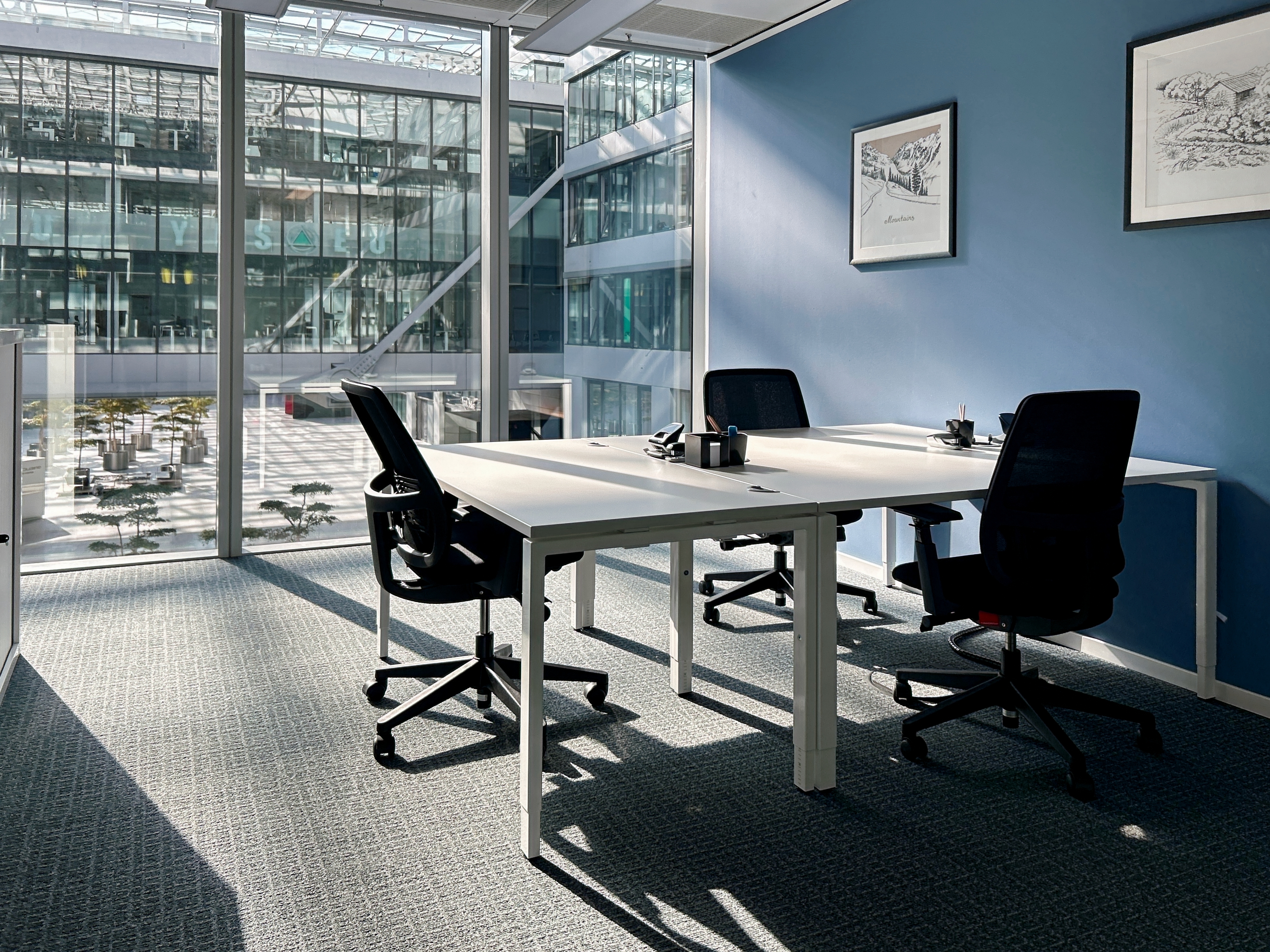 Coworking Space: Flexible Arbeitsplätze in Regus The Squaire Business Center