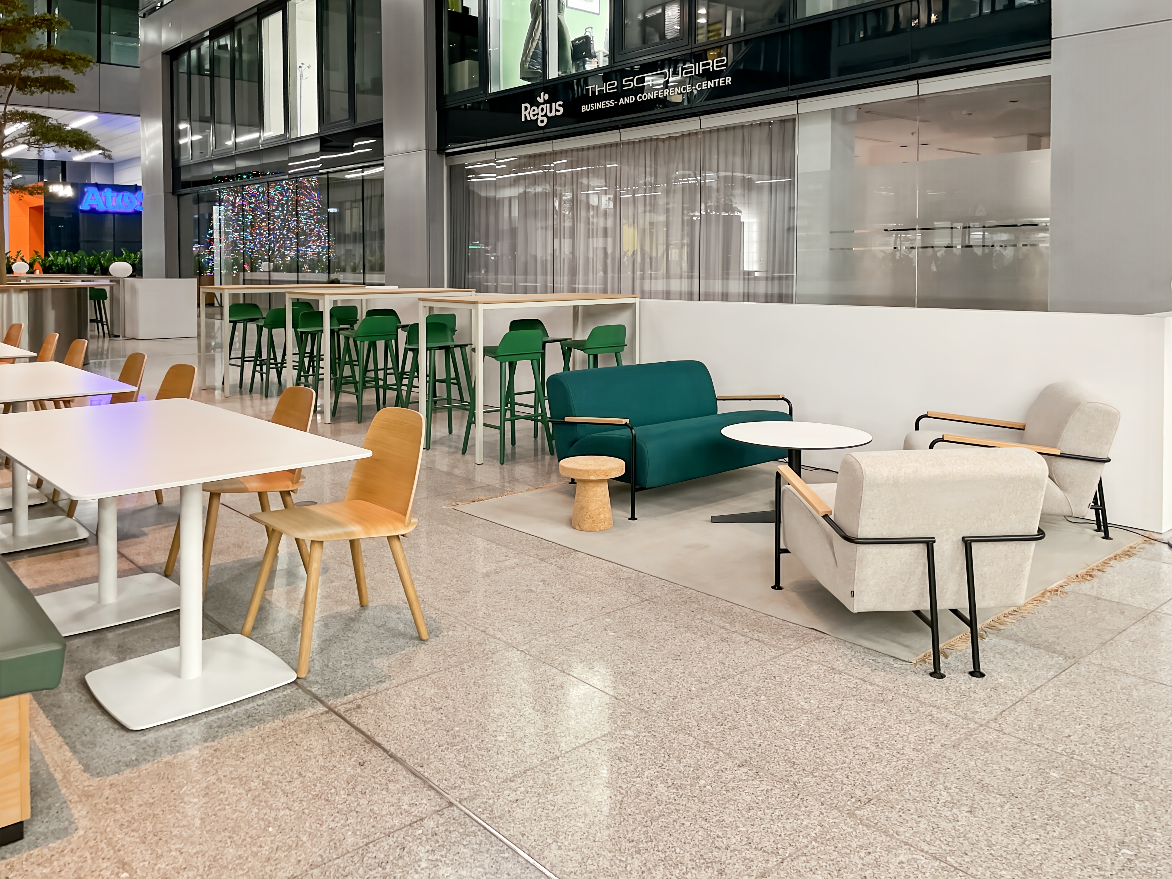 Coworking Spaces - Hessen Nord - Flexible Arbeitsplätze in The Squaire Business Center